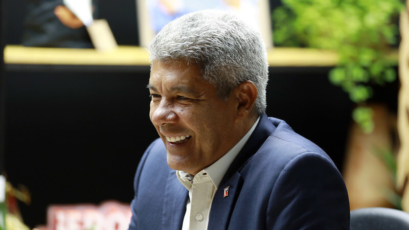 Governo rir no feriado