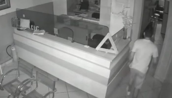 1003670827