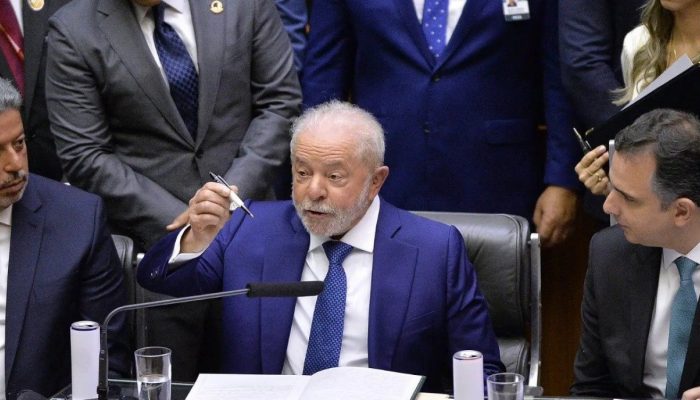 158768,lula-se-reune-com-lira-e-pacheco-para-discutir-emendas-parlamentares-3