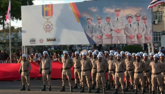 160977,policia-militar-da-bahia-celebra-200-anos-com-programacao-especial-e-homenagens-3