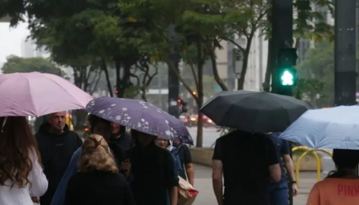 167356,chuvas-fortes-devem-atingir-mais-de-90-municipios-da-bahia-nesta-segunda-3