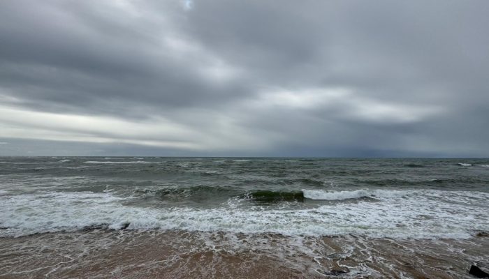 172991,inmet-emite-alerta-de-chuva-intensa-para-mais-de-140-cidades-da-bahia-3 (1)