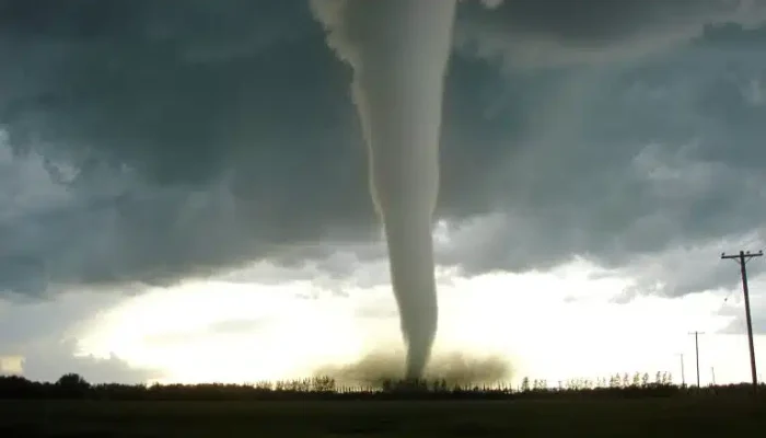 F5_tornado_Elie_Manitoba_2007-768x576.jpg.webp.webp