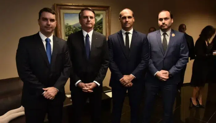 bolsonaros.jpg.webp.webp