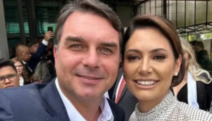 imagem-principal-flavio-bolsonaro-pede-desculpas-michelle-video-flavio-e-michelle.webp.webp